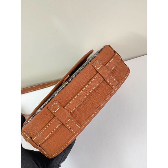 Goyard Women Pre-Loved Bag Very Good Condition - Picture 6 of 9